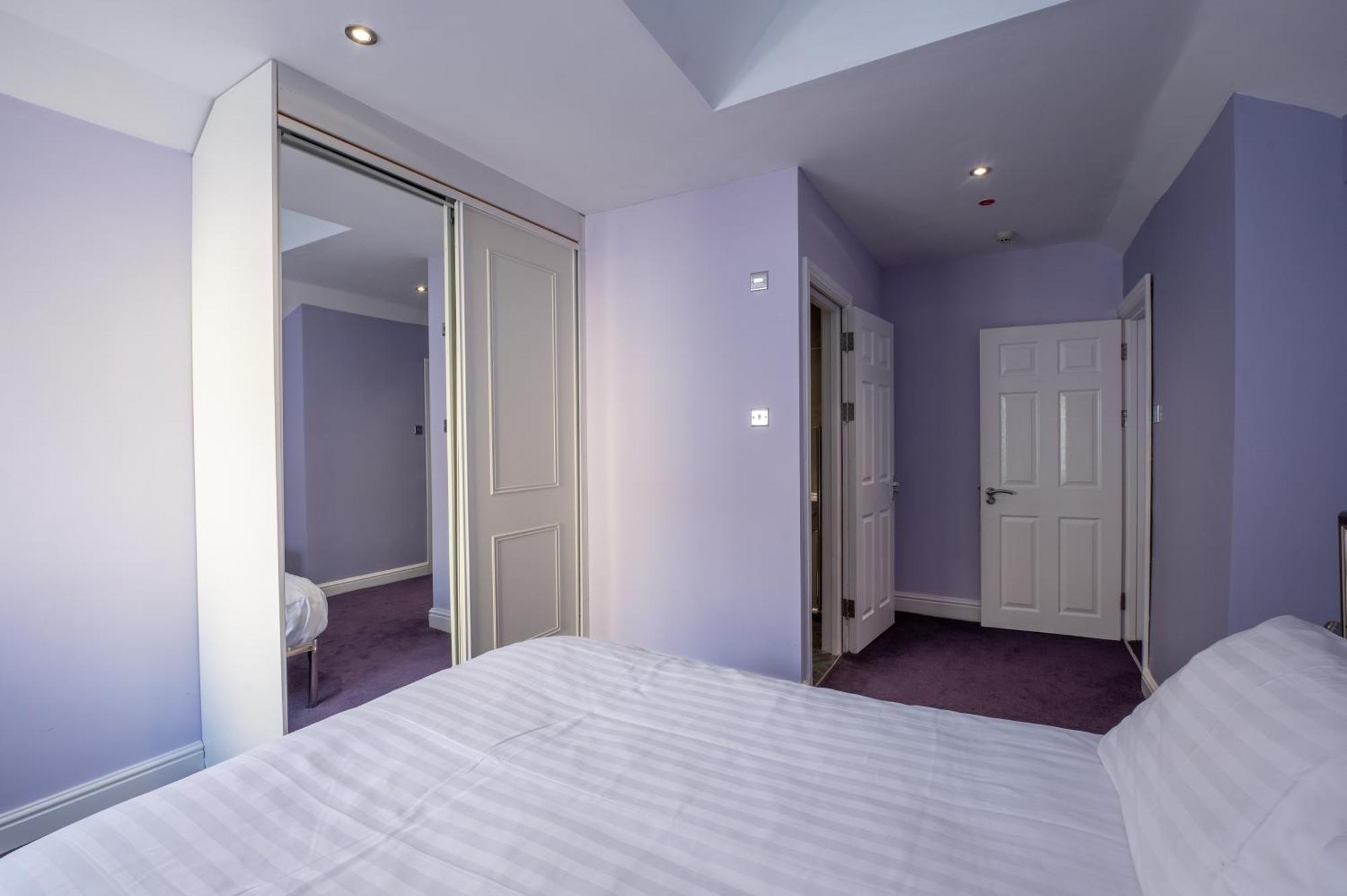 Tenby Town Centre Romantic Retreat Apartment For 2 المظهر الخارجي الصورة